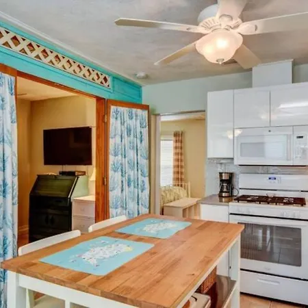 Seaside Retreat Cottages #1 Clearwater Beach Exterior photo